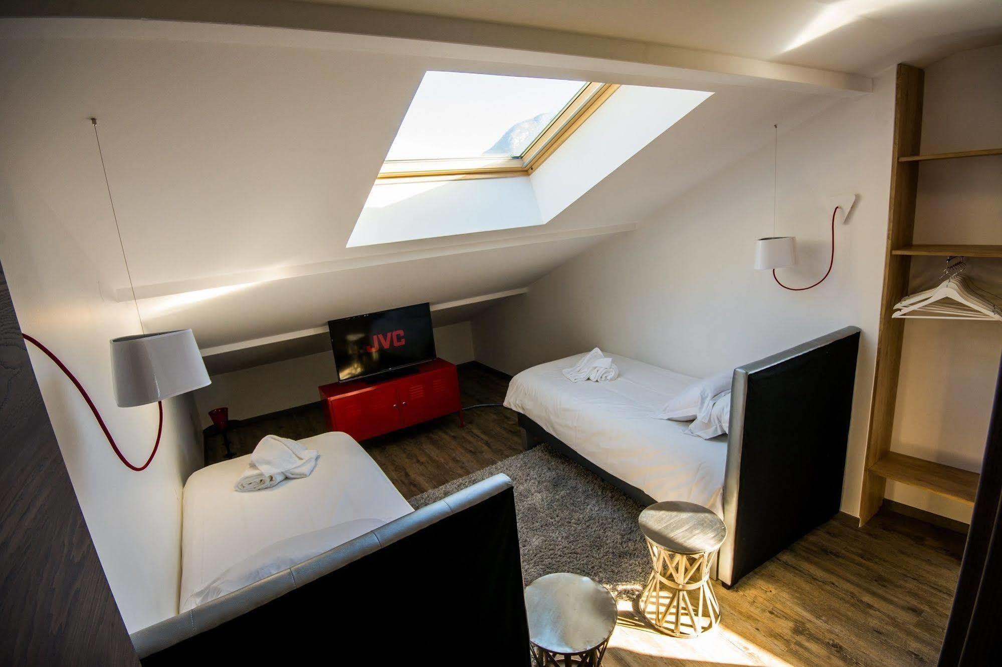Les Catalons Villa Sevrier Ngoại thất bức ảnh